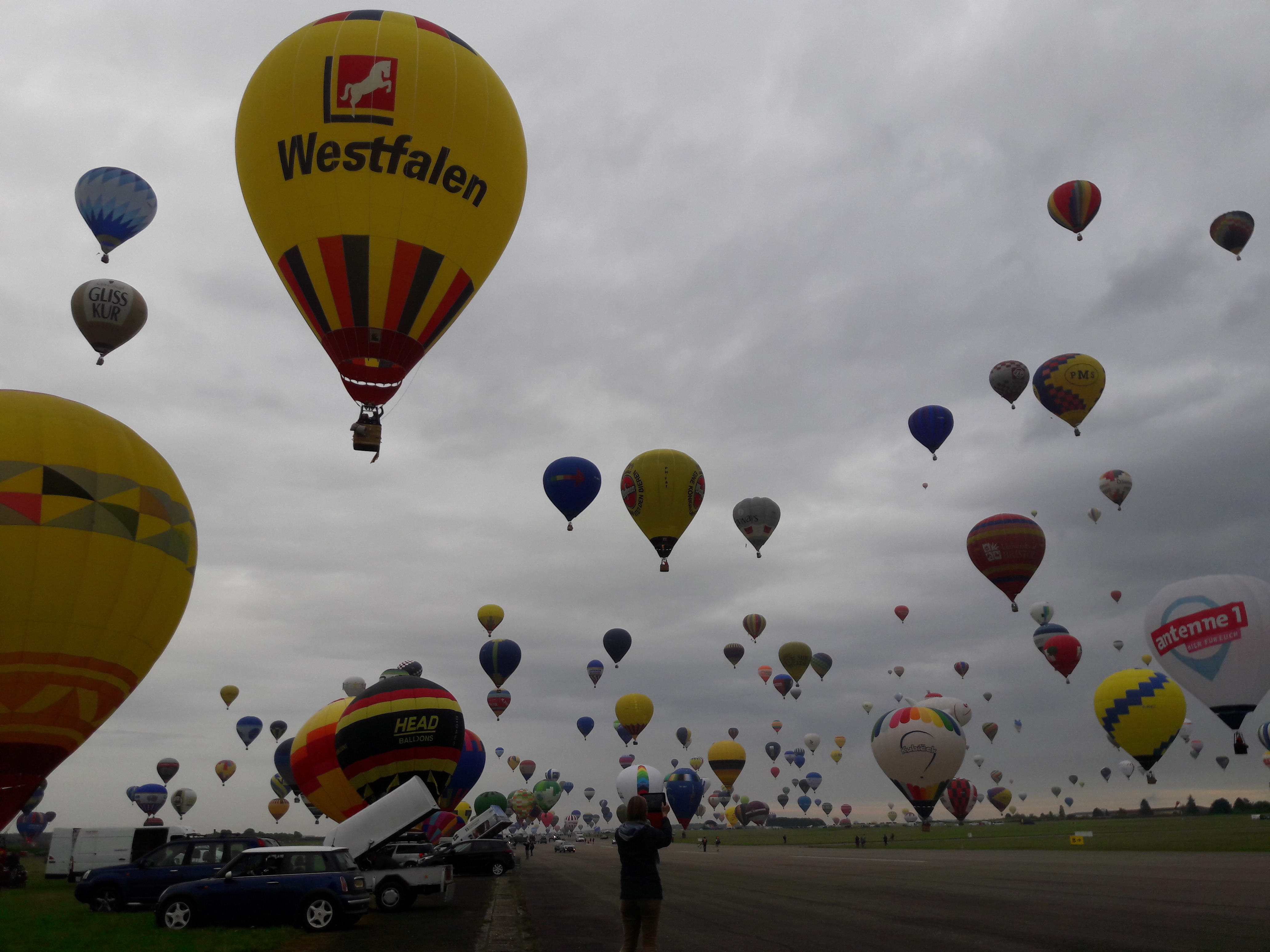 Neuer Weltrekord in Frankreich: 456 Ballone starten