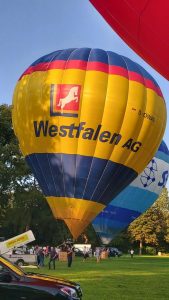 Read more about the article Heißluftballon-Start auf der Planwiese in Telgte – 9 Heißluftballone am 20.08.2023